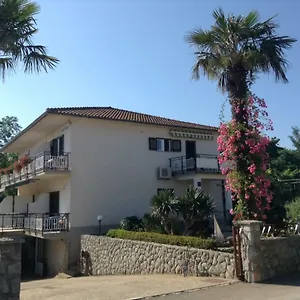 Dujmovic , Malinska Kroatien