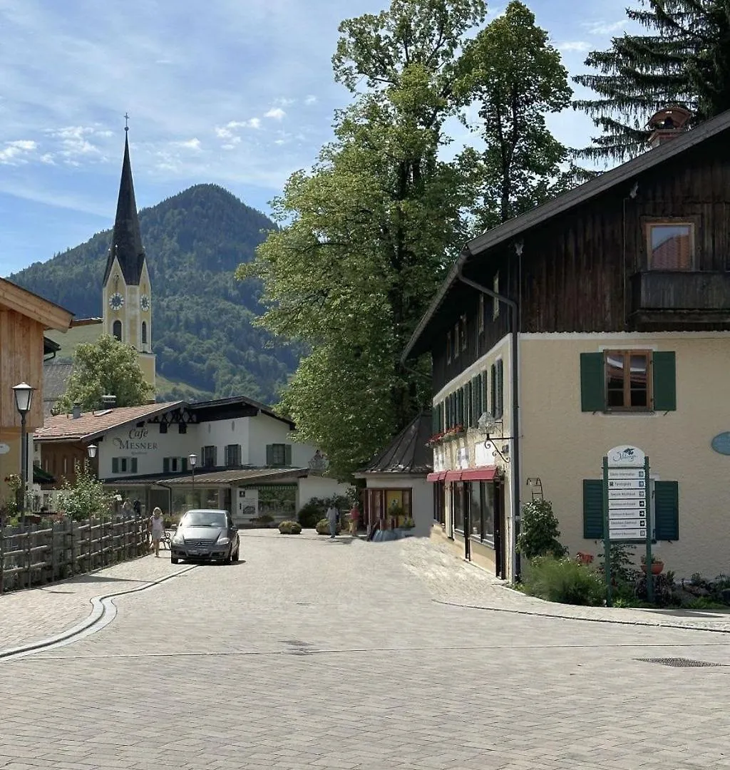 Traumferienwohnungen Schliersee 0*,
